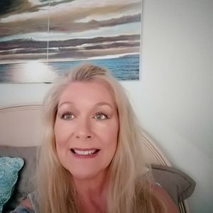 Meet The Posher🌴🌺🏞️